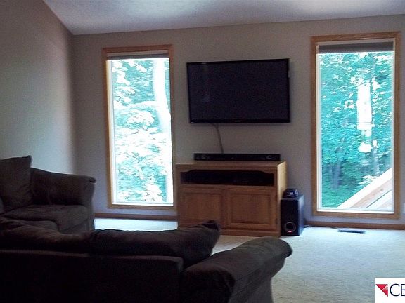 5th image of 1015 Bradford Dr