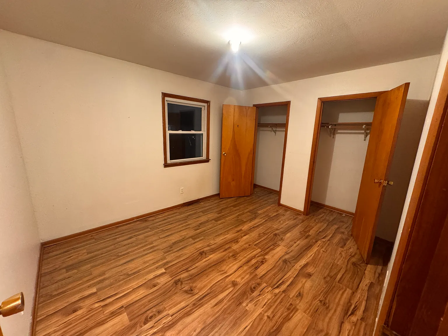 2 bed, 800 sqft, $900 — Photo 2