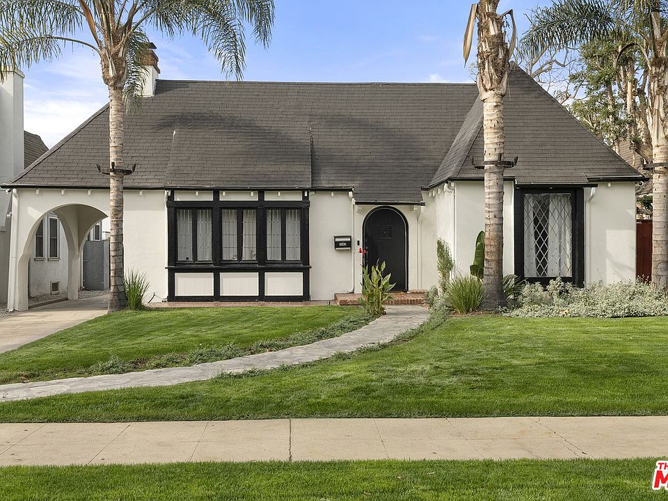 1st image of 1043 Stearns Dr