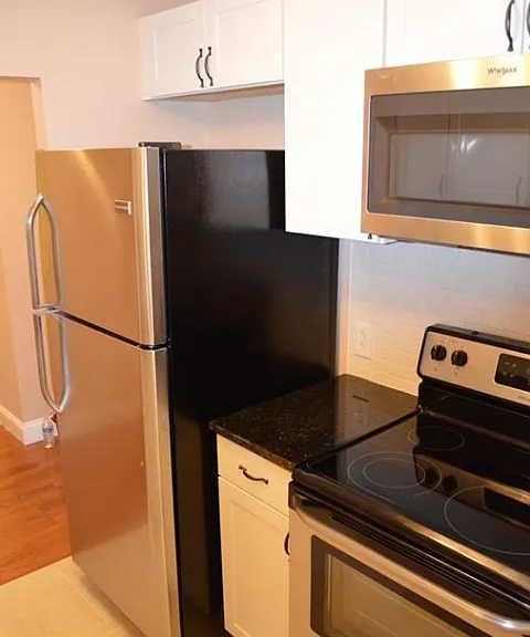 276 Chestnut Hill Ave #9D — Photo 2