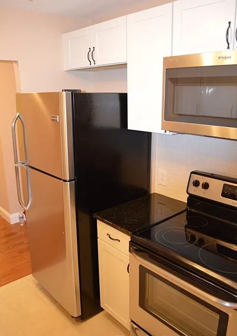 Building Photo - 276 Chestnut Hill Ave #9D