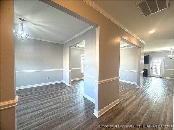 2nd image of 571 Weston Woods Cir