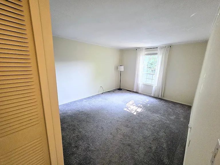 7294 Foxmill Rd #19-D — Photo 8