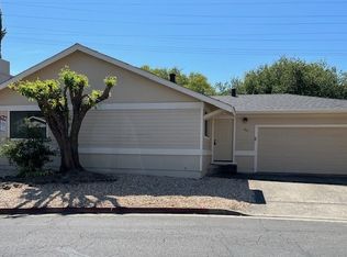 801 Falcon Way, Healdsburg, CA 95448