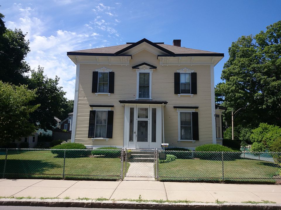 1st image of 32 Eliot St