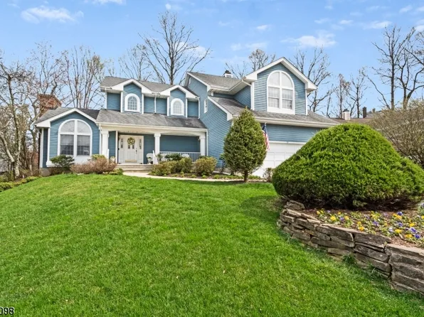 28 GATEHOUSE ROAD, Bedminster Twp., NJ 07921