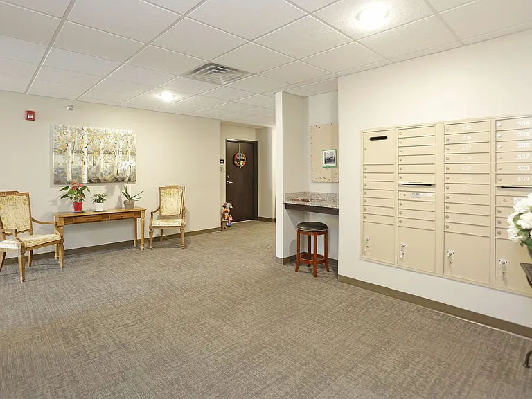 Pine Island Apartments — Photo 8