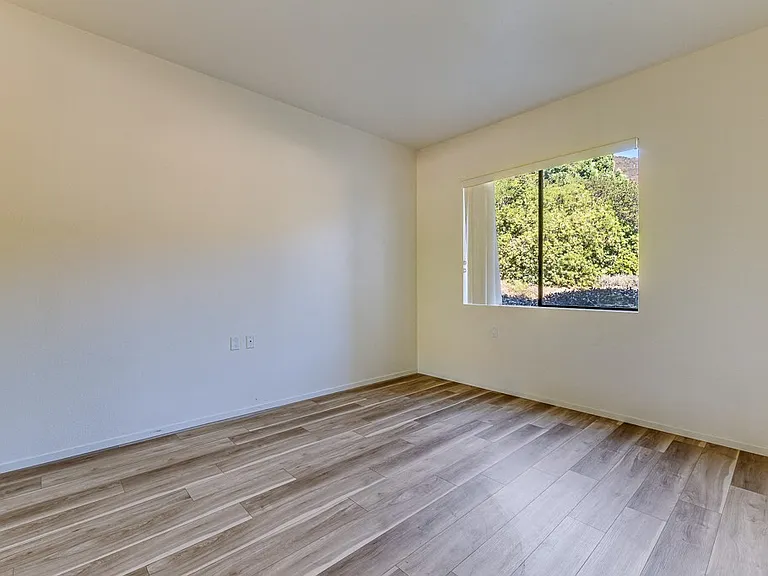 Legacy Hills at Poway 55+ — Photo 17