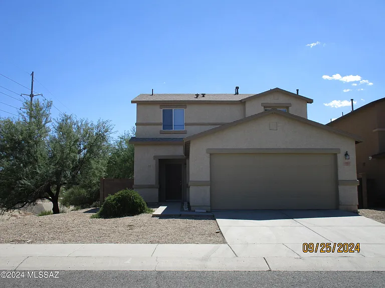1061 W Sea Fan St — Photo 2