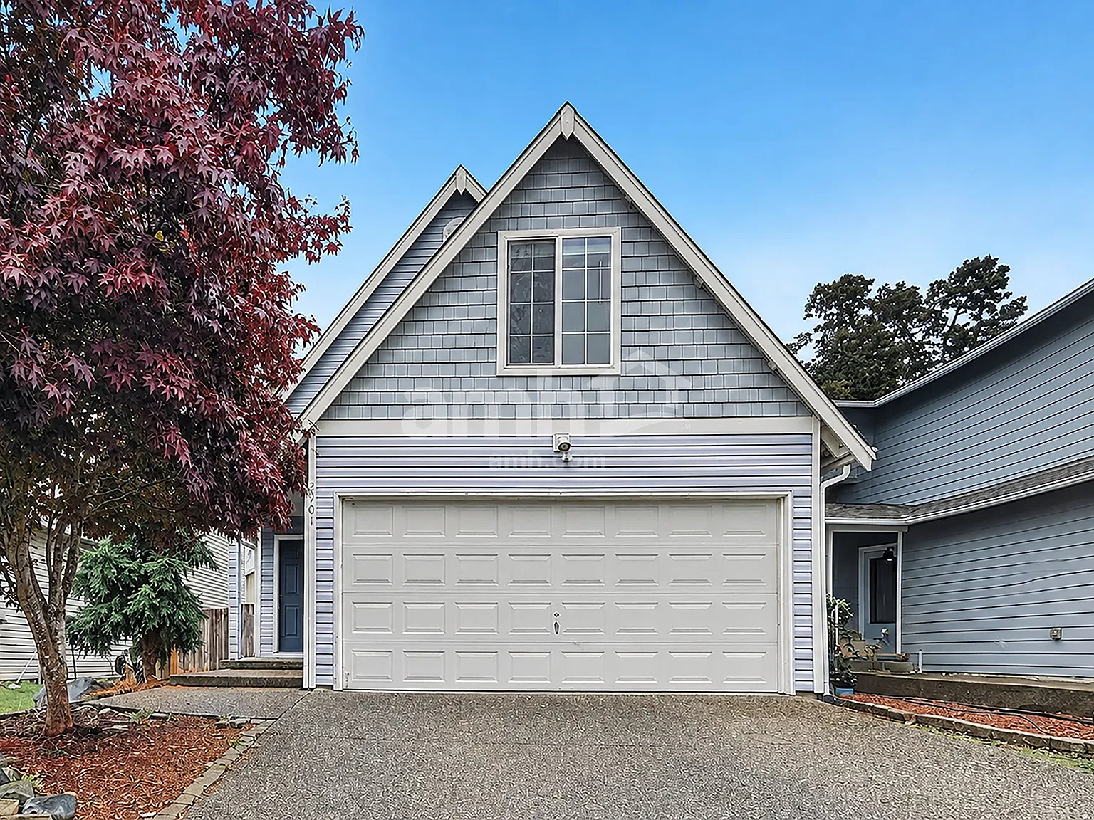 4 bed, 2.5 bath, 1610 sqft, $2,860 — Photo 1