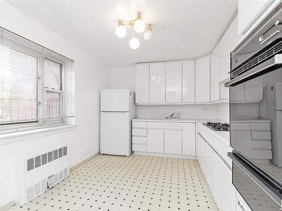 2nd image of 29-30 138th St #2E