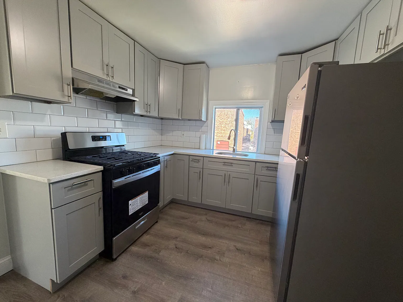 3 bed, $2,750 — Photo 1