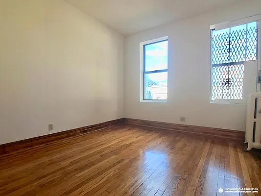 Rented by Sovereign Associates | media 38