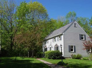 28 Russell Ln, Damariscotta, ME 04543