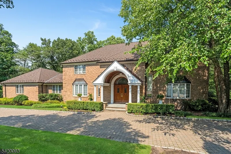 Building Photo - 787 Peach Tree Ln