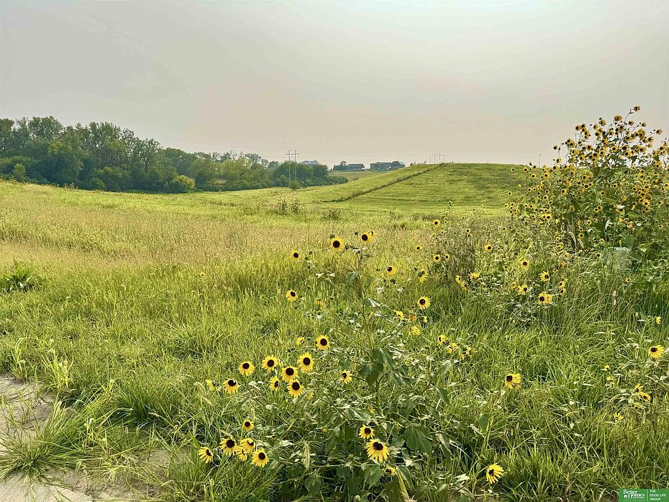 1st image of 52 Street