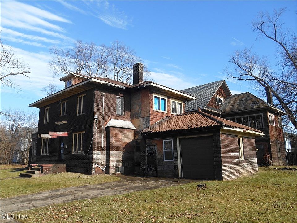 1st image of 1683 Juanita Ave