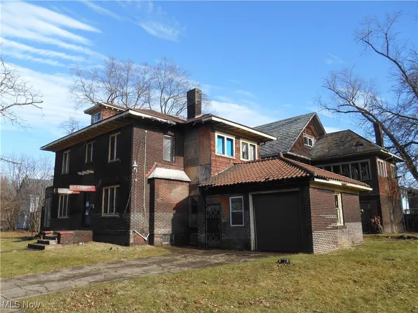 1683 Juanita Ave, Youngstown, OH 44504