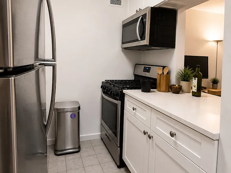 50 Lexington Ave #7B — Photo 4