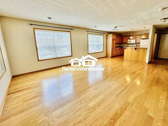 4th image of 6205 32nd Ave N