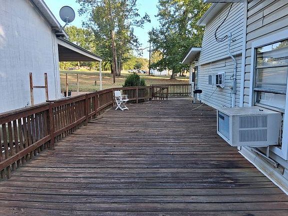 4th image of 3897 County Road 266 N