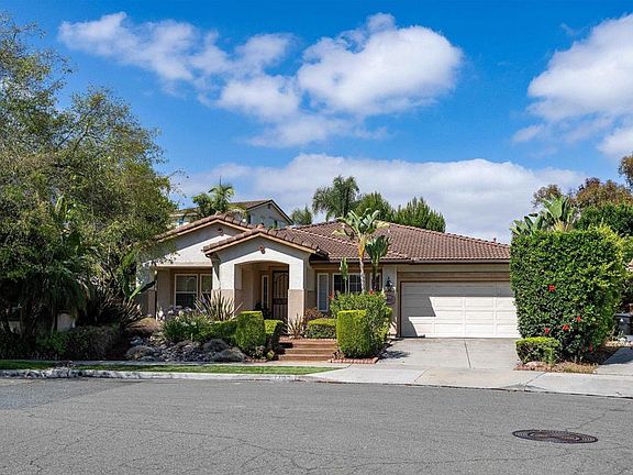 3rd image of 1100 Santa Delphina Ave