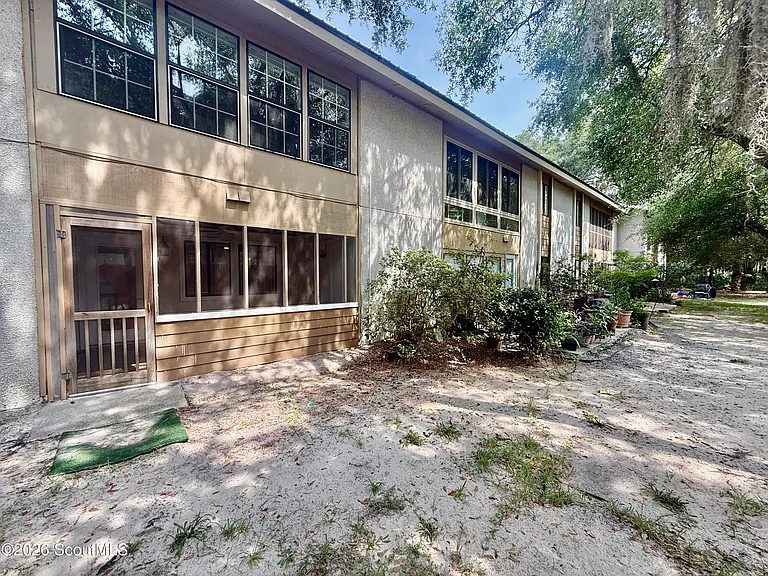 227 Walmar Grv — Photo 18