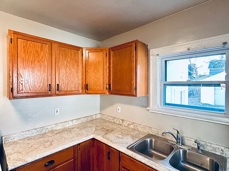 2913 Northwood Ave #1 — Photo 9
