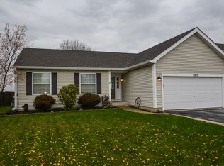 10838 Braemar Pkwy, Huntley, IL 60142