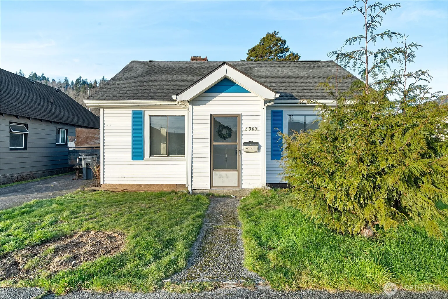 3003 Sumner Avenue photo 1