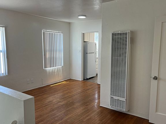 3rd image of 3584-3586 Curlew St #3584