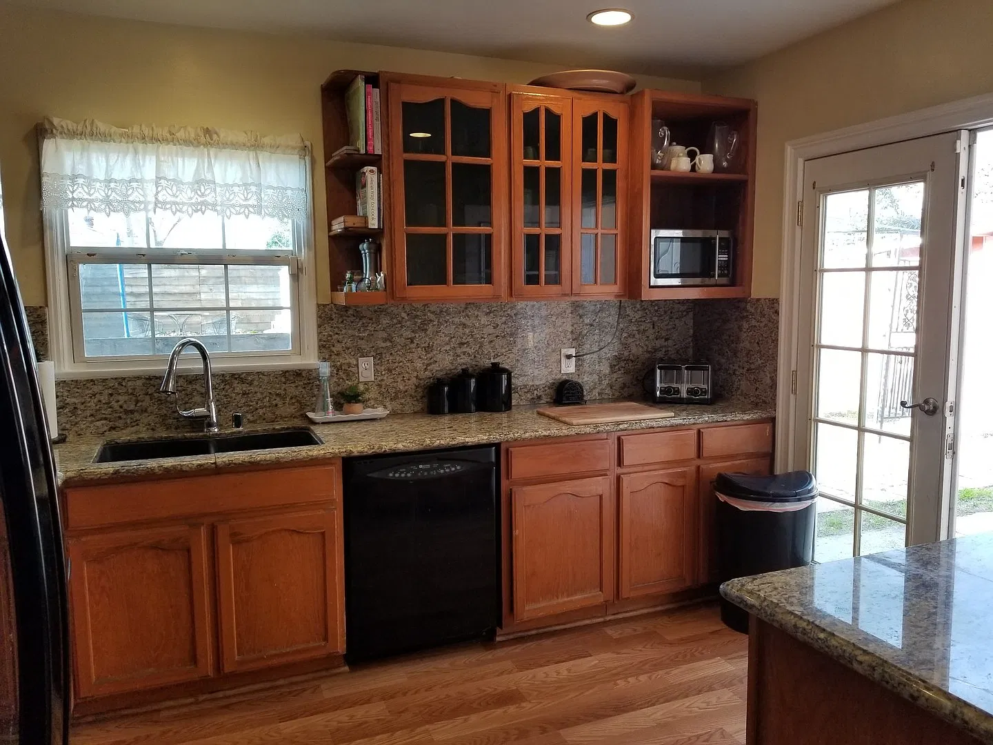 2 Bedroom 1 Bath House! (Coming Soon) — Photo 4