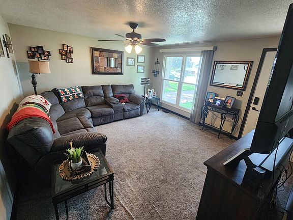 2nd image of 148 Margo Ln