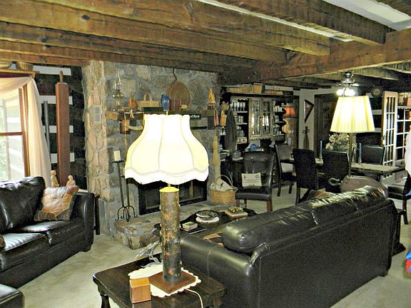 5th image of 1326 Gaby Hills Dr