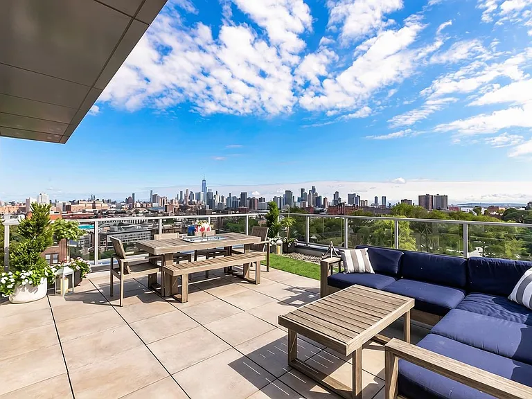 502 Palisade Ave #Penthouse 601 — Photo 3