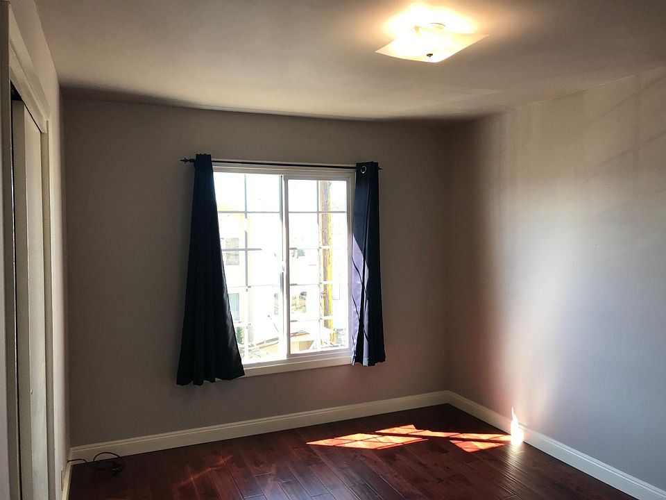 1st image of 685 Hillside Blvd APT 4