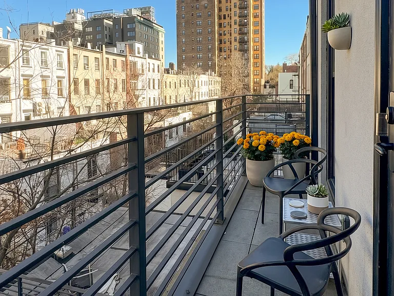 835 Carroll St #4 — Photo 10
