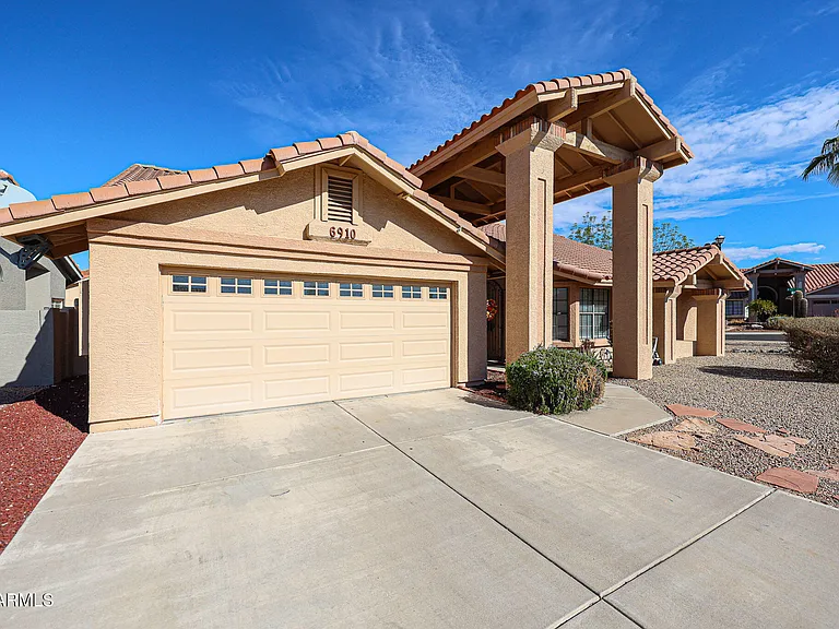 6910 W Kimberly Way — Photo 2
