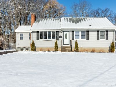 22 Mohawk Circle, Newington, CT, 06111