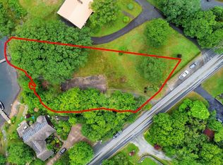 1003 Waverley Rd, Halifax, NS B2R1W1