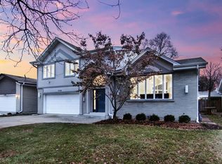 1719 Manor Ln, Park Ridge, IL 60068