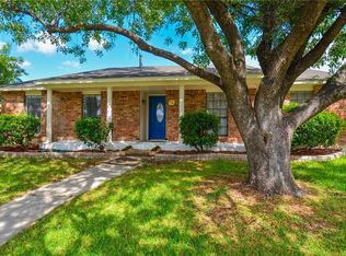 4729 Jennings Dr, The Colony, TX 75056