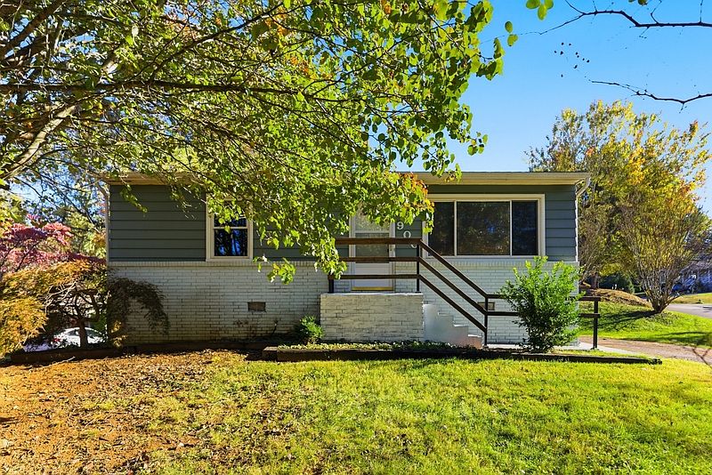 1st image of 900 Kingland Ave