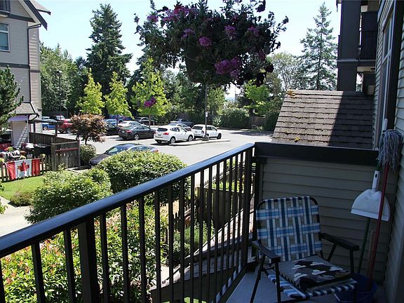 2nd image of 2117 Meredith Rd #207