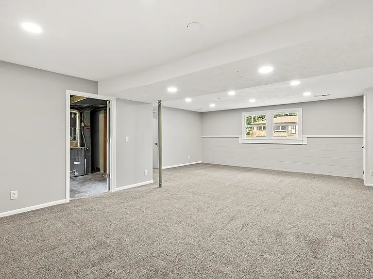 12448 Bel Dr — Photo 23