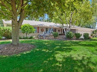 1250 Hillside Rd, Hubertus, WI 53033