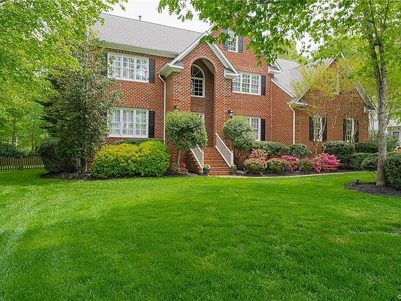 2nd image of 5621 Stoneacre Pl