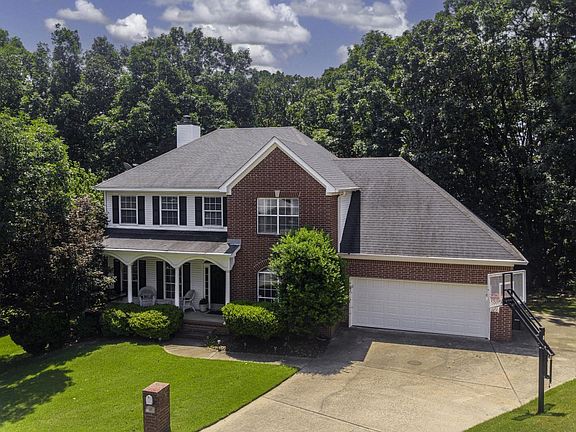 3rd image of 9 Picayune Ct