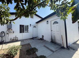530 E Park St, Ontario, CA 91761