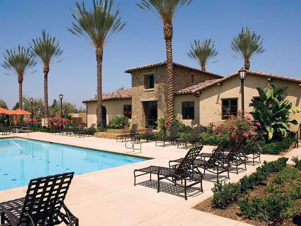 Orchard Hills
